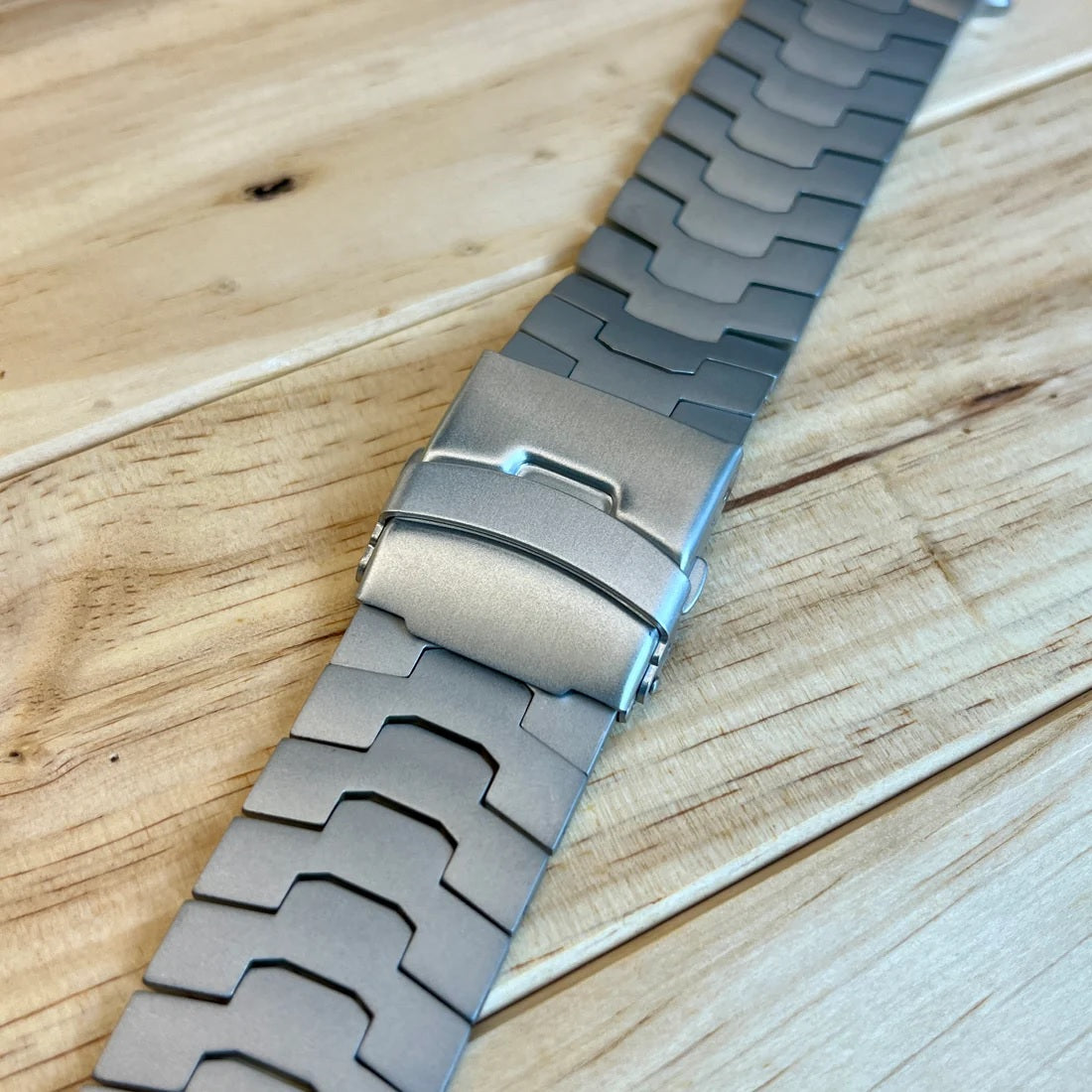 Forte XL - Bracelet Titane Apple Watch Ultra Zoom